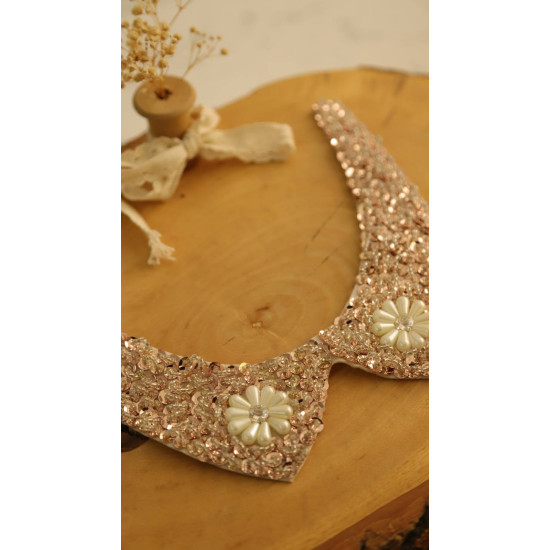 Yoğun işlemeli hazır yaka